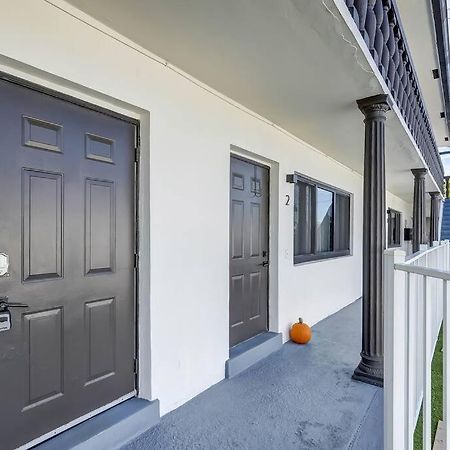 Chic Retreat: 2Br Apartment! Fort Lauderdale Buitenkant foto