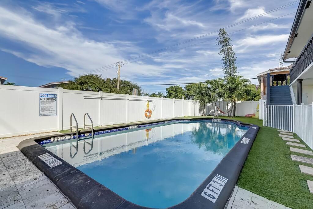 Chic Retreat: 2Br Apartment! Fort Lauderdale Buitenkant foto