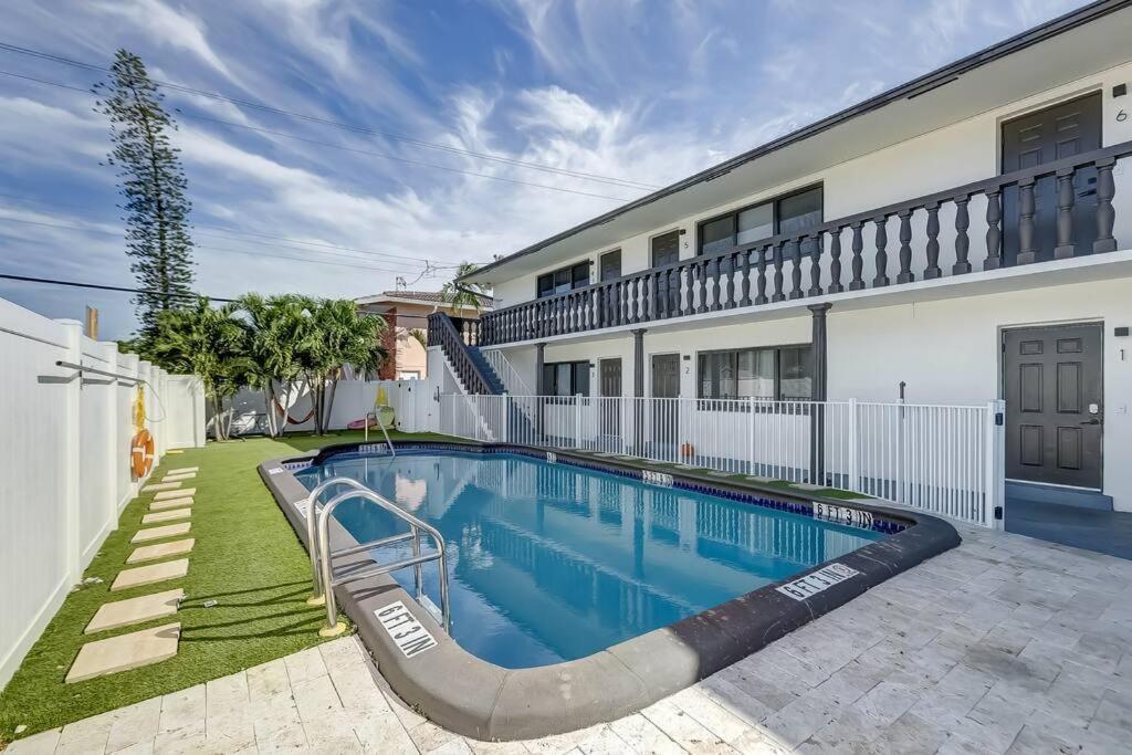 Chic Retreat: 2Br Apartment! Fort Lauderdale Buitenkant foto